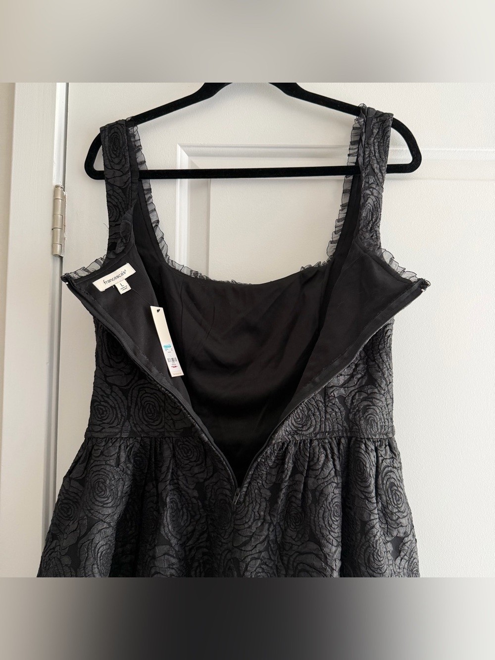 Francesca’s Black Jacquard Floral Mini Dress with Bows NWT - Picture 4 of 6